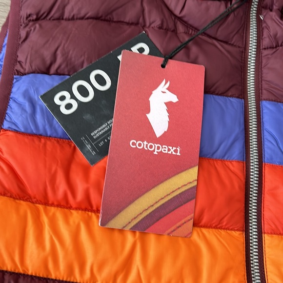 COTOPAXI | Fuego Down Vest - Women's 800 Fill - Picture 10 of 11